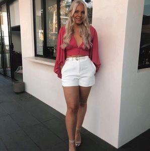 Meet your Posher, Caitlin